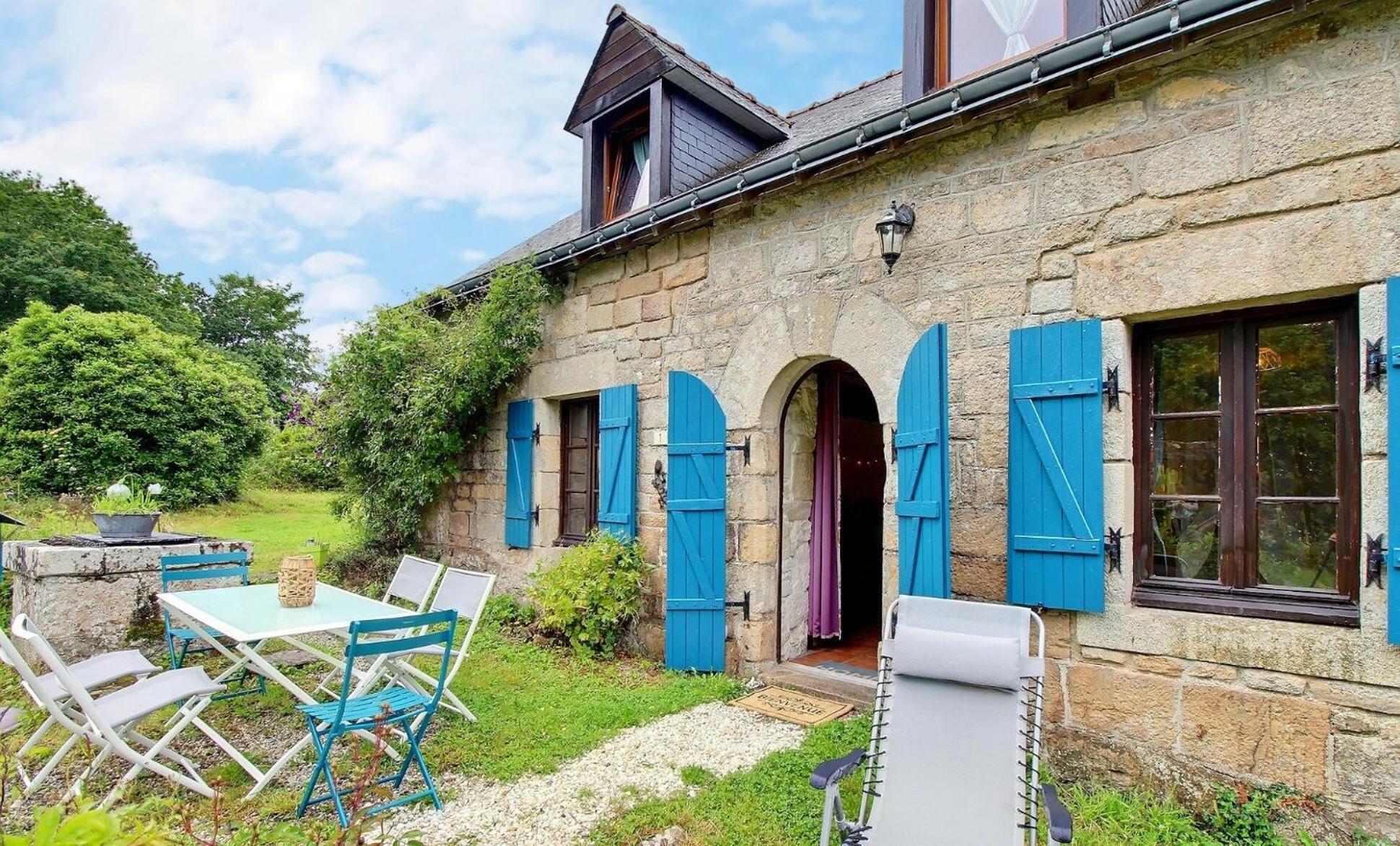 La Fontaine Airmeth Bed and Breakfast Ploërdut Εξωτερικό φωτογραφία